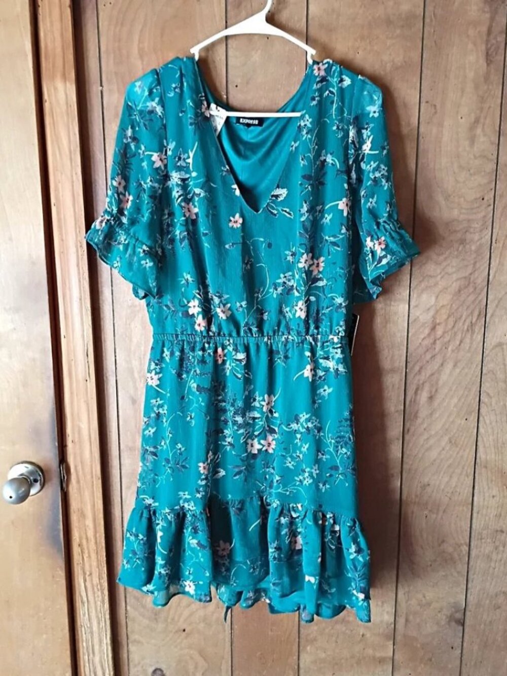 Express Women’s Floral Ruffle Hem Dress Teal Blue Size L V-Neck NWT